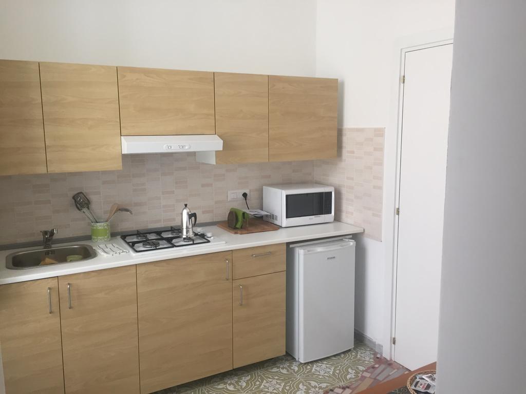 Casa di Erminia Bed & Breakfast Napoli Bagian luar foto