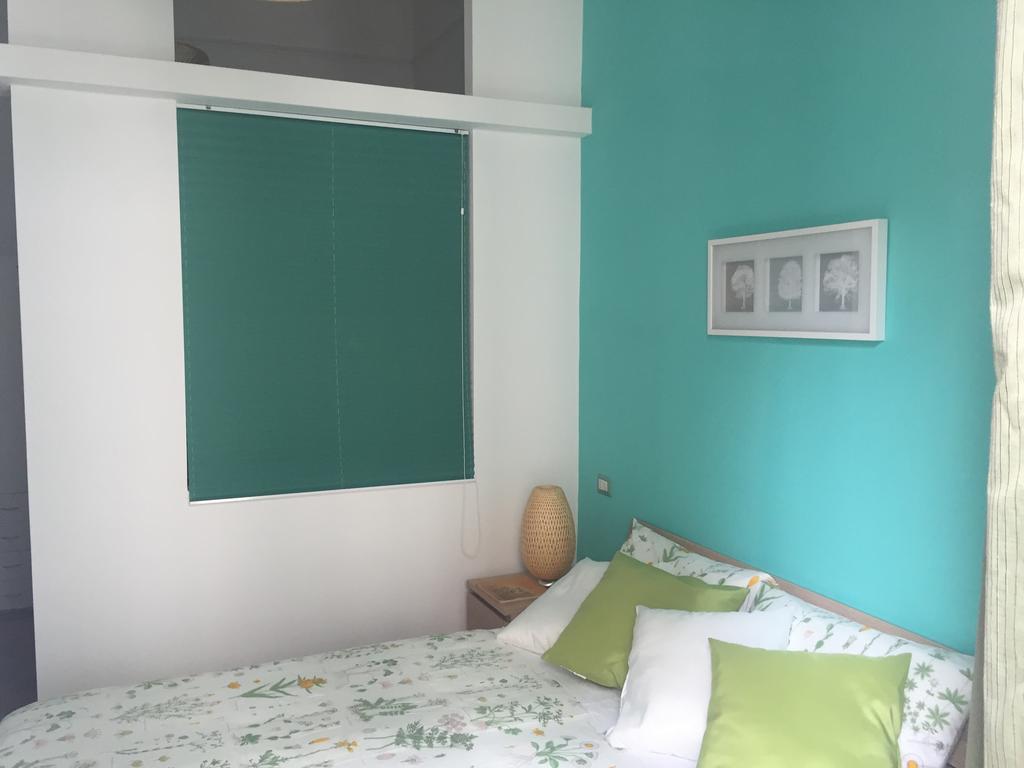 Casa di Erminia Bed & Breakfast Napoli Bagian luar foto