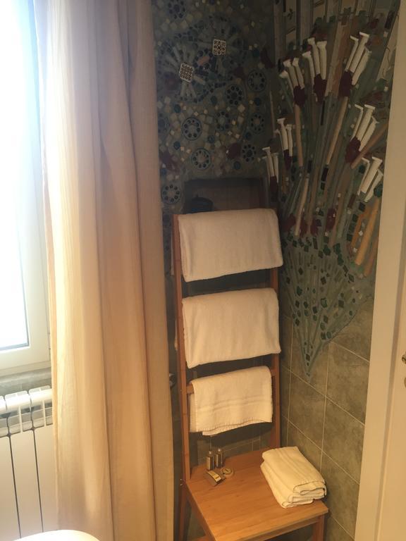 Casa di Erminia Bed & Breakfast Napoli Bagian luar foto