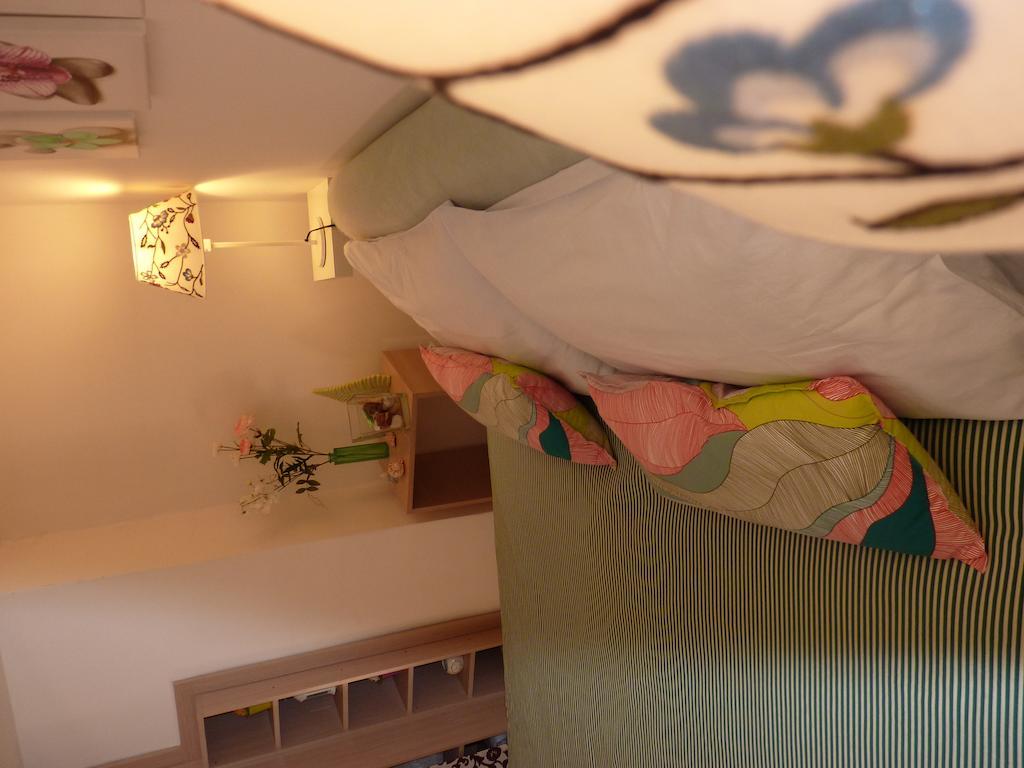 Casa di Erminia Bed & Breakfast Napoli Bagian luar foto