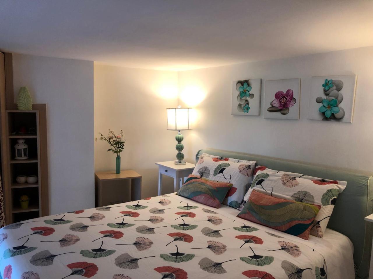 Casa di Erminia Bed & Breakfast Napoli Bagian luar foto