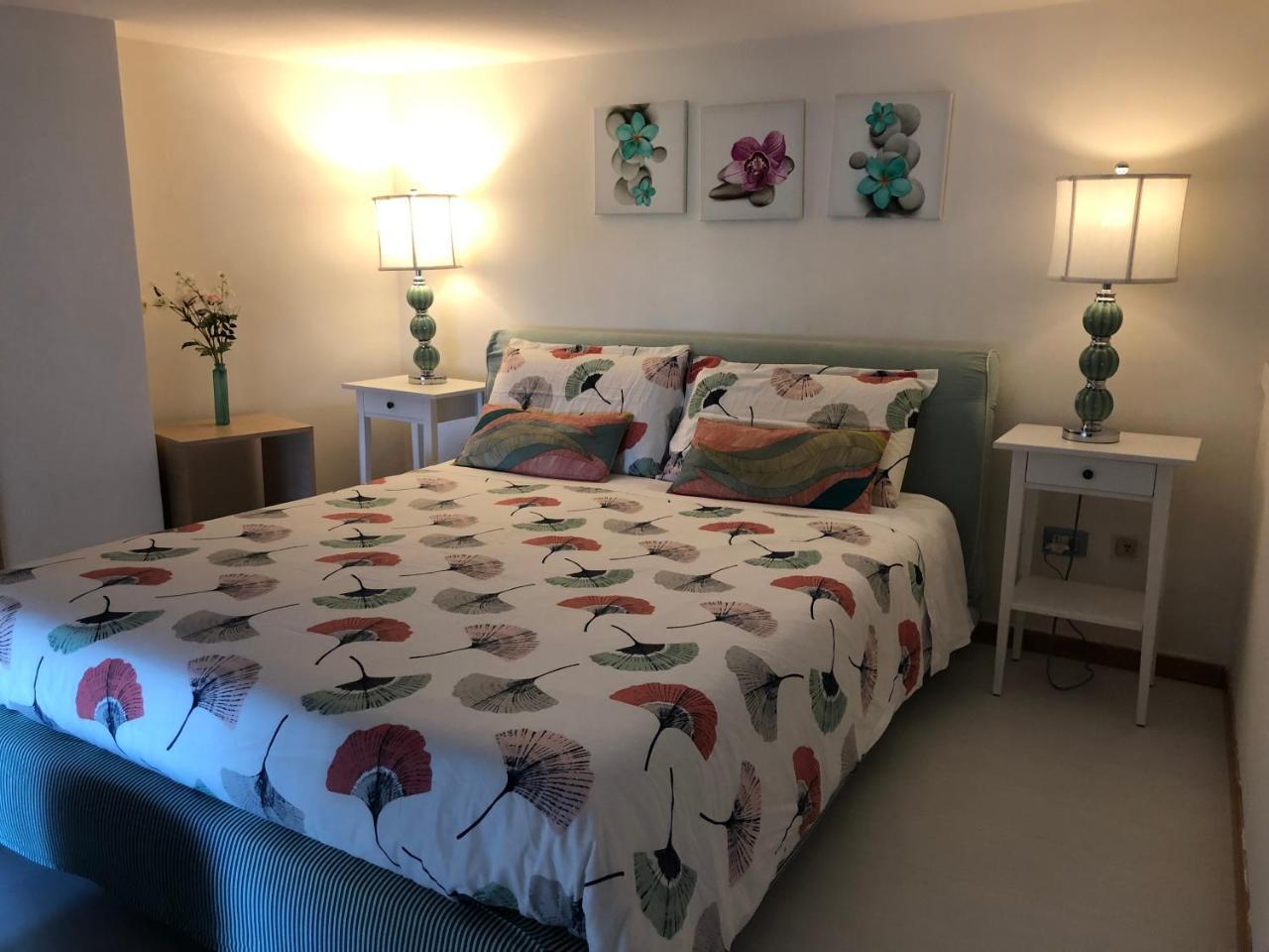 Casa di Erminia Bed & Breakfast Napoli Bagian luar foto