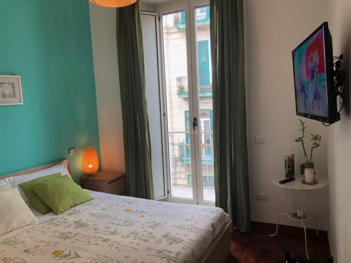 Casa di Erminia Bed & Breakfast Napoli Bagian luar foto